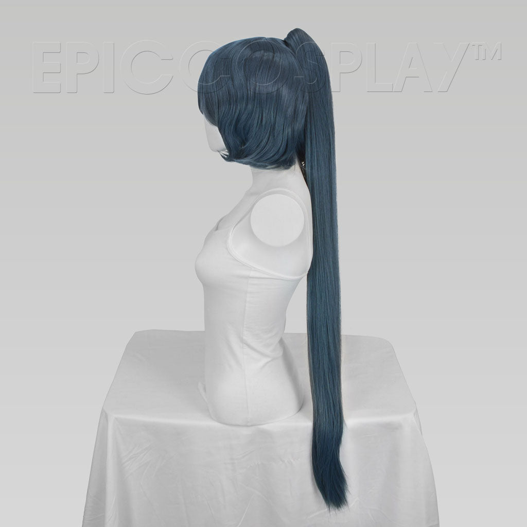epiccosplaywigs-specialty-wigs-leto-blue-steel-per-cke-mit-zopf image 1