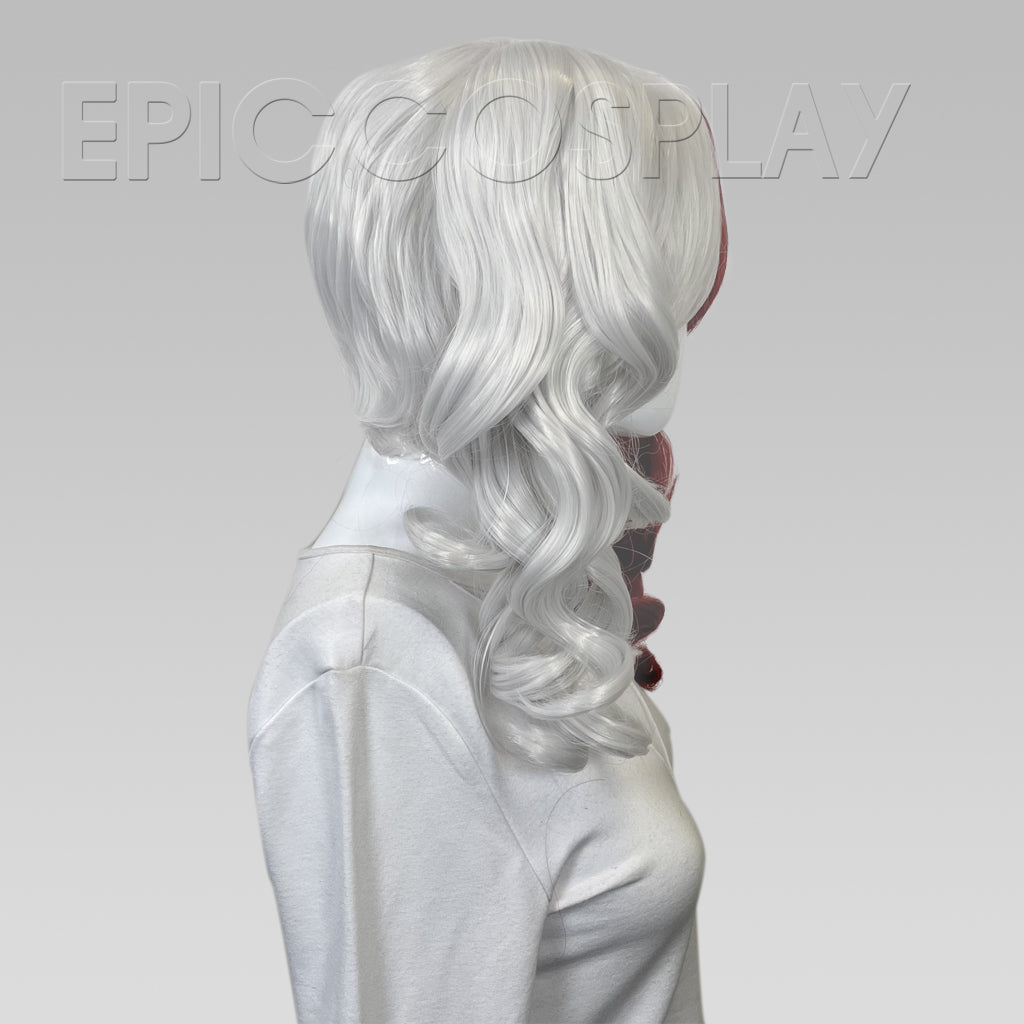 epiccosplaywigs-rhea-silbergrau-dunkelrot-per-ckenset-zopf image 4