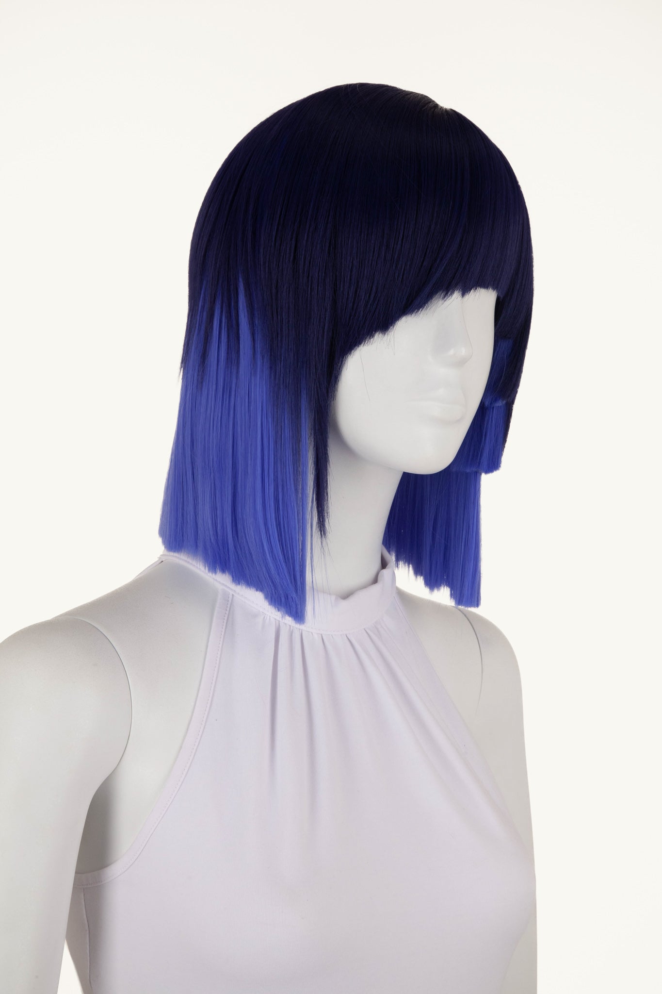 arda-wigs-laney-silky-bob-per-cke-blau-zopf image 5