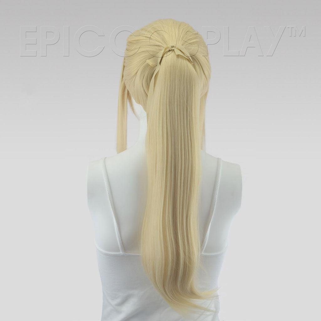 epiccosplaywigs-phoebe-natural-blonde-zopf-per-cke-mit-pony image 4