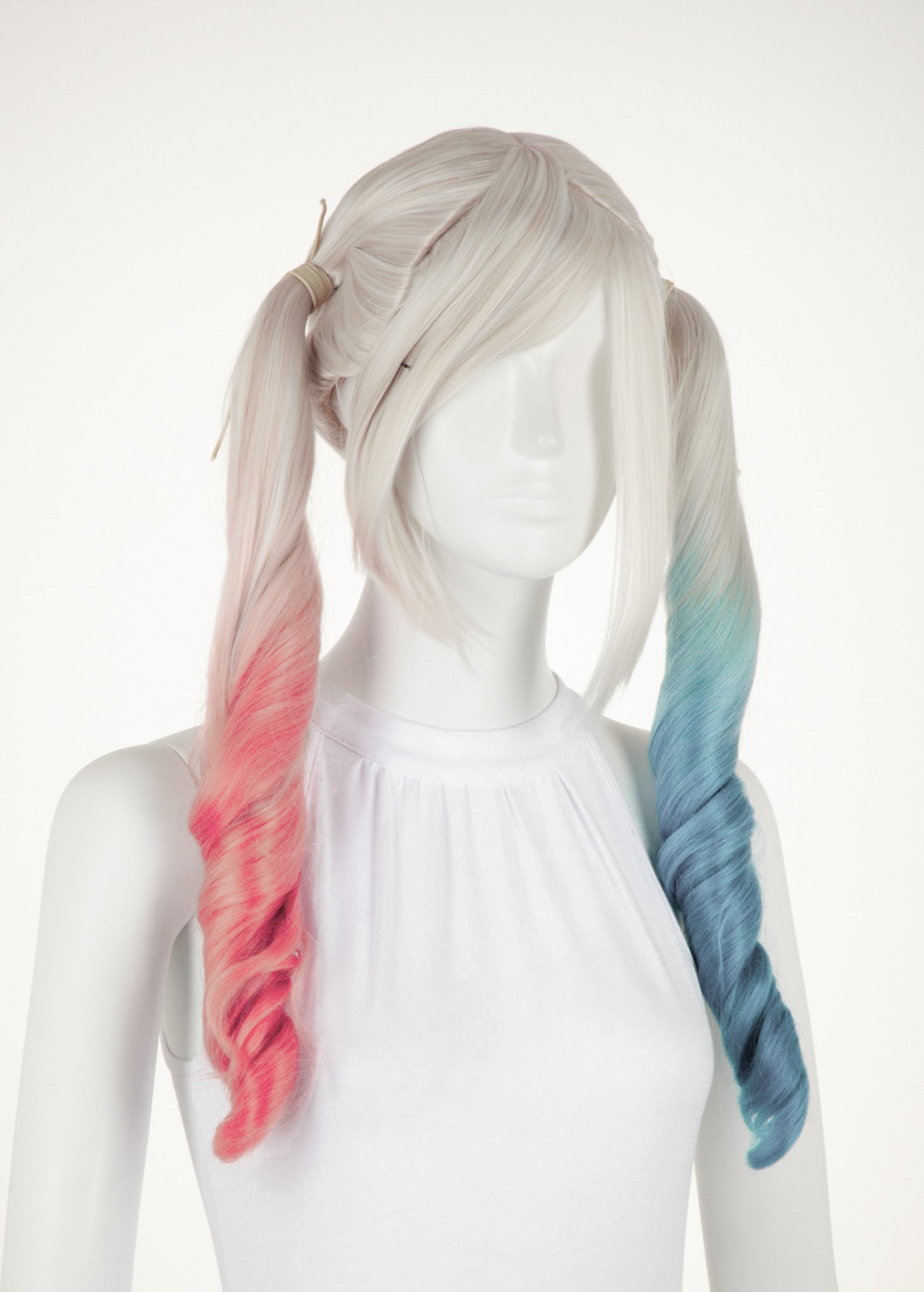 arda-wigs-quinn-classic-cosplay-per-cke-apple-red-black image 5