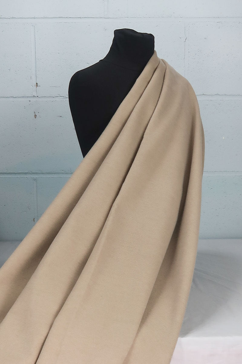 coscraft-fabrics-faux-wool-stoff-burgundy-0-5-m image 7