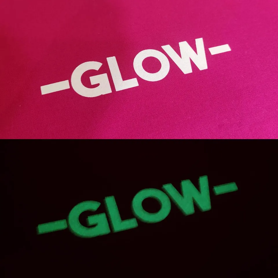 coscraft-garment-vinyl-glow-in-the-dark-wei-0-5-m image 1