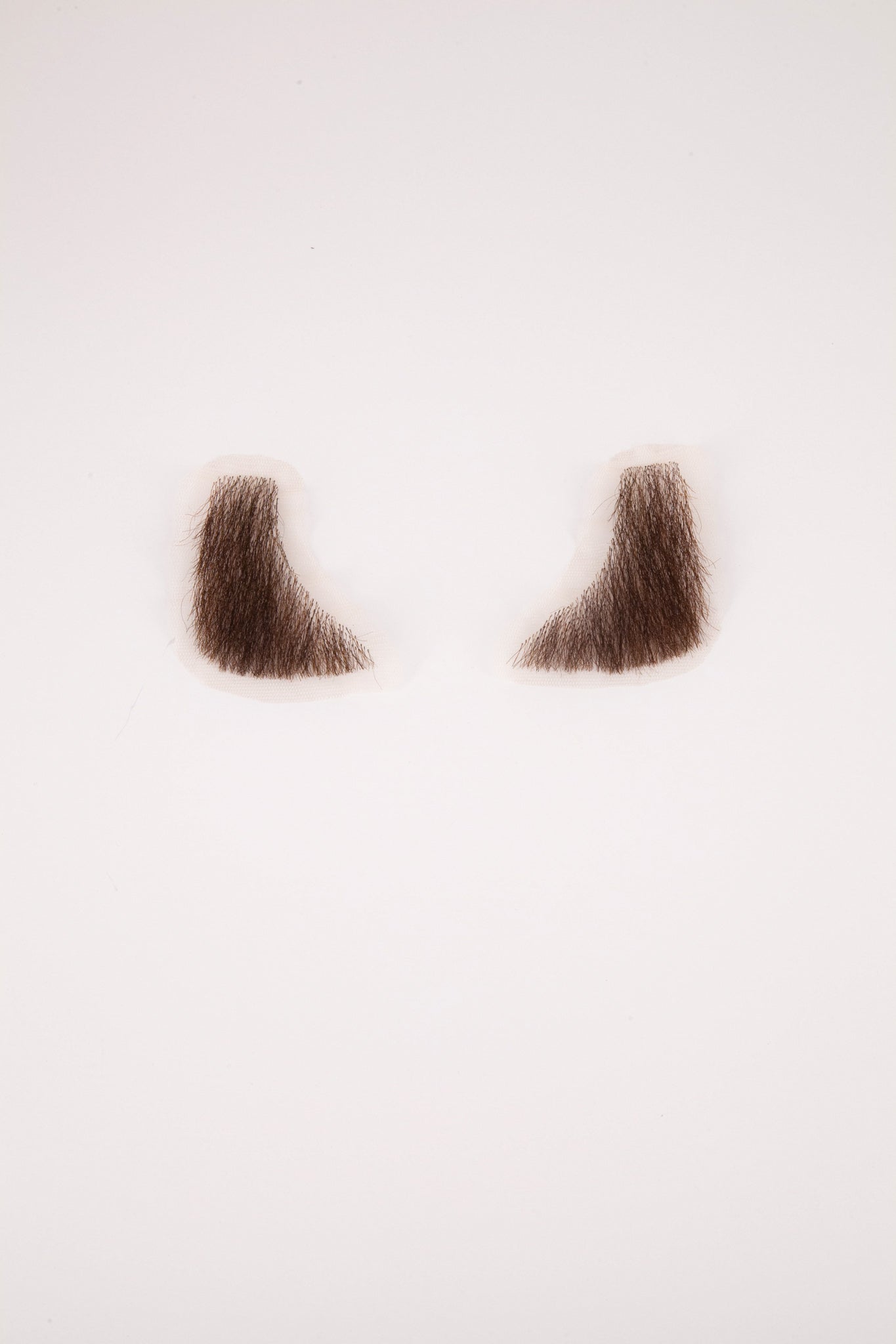 arda-wigs-lucius-facial-hair-koteletten-braun-spanish-brown image 1