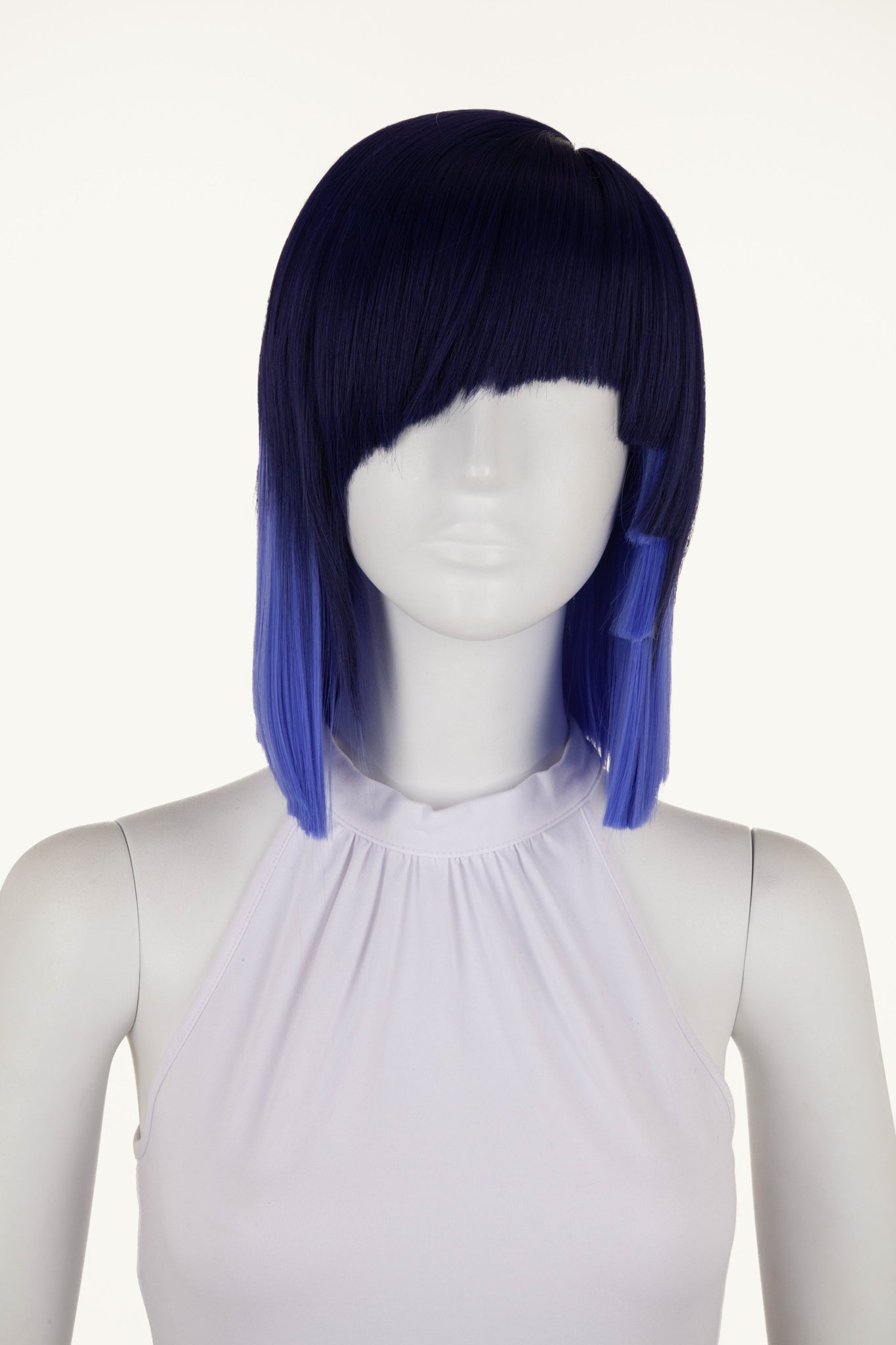 arda-wigs-laney-silky-bob-per-cke-blau-zopf image 1