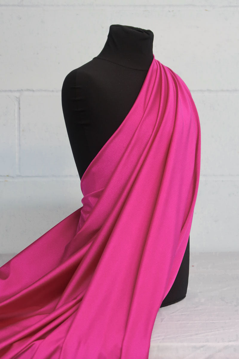 coscraft-lycra-stoff-burgundy-0-5-m-150-cm-breit image 4