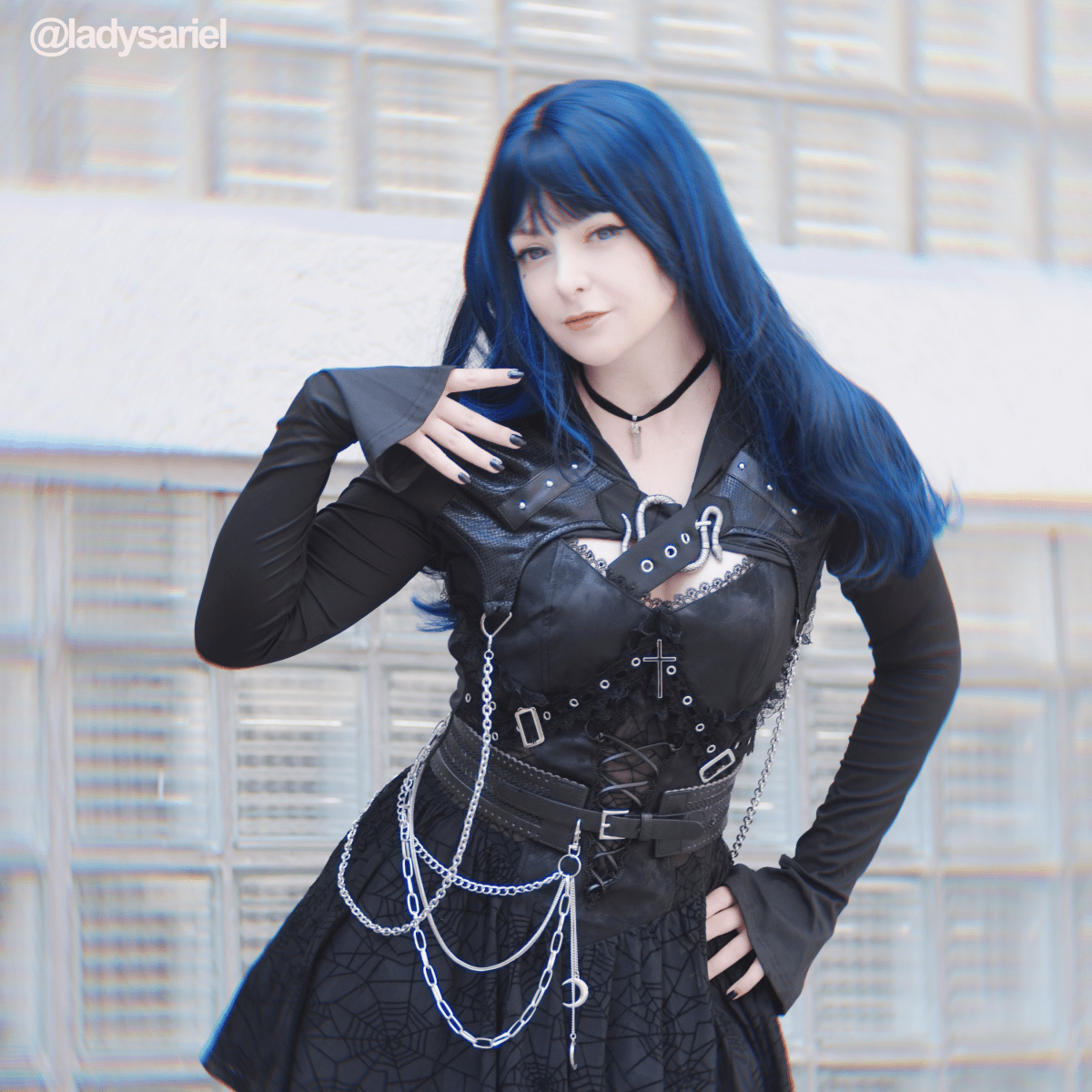 lemailwig-lolita-wigs-per-cke-65cm-schwarz-blau-lockig image 5