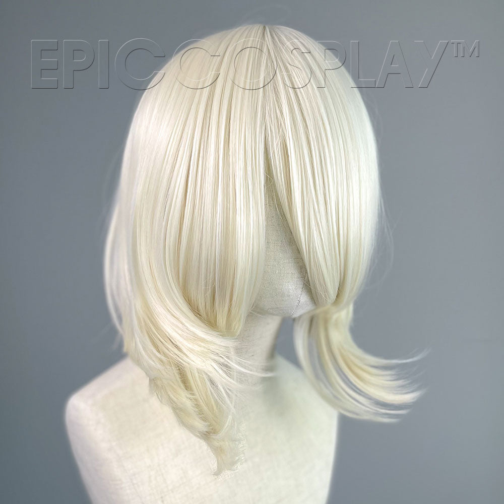 epiccosplaywigs-aura-platinblond-per-cke-bob-kurz image 2