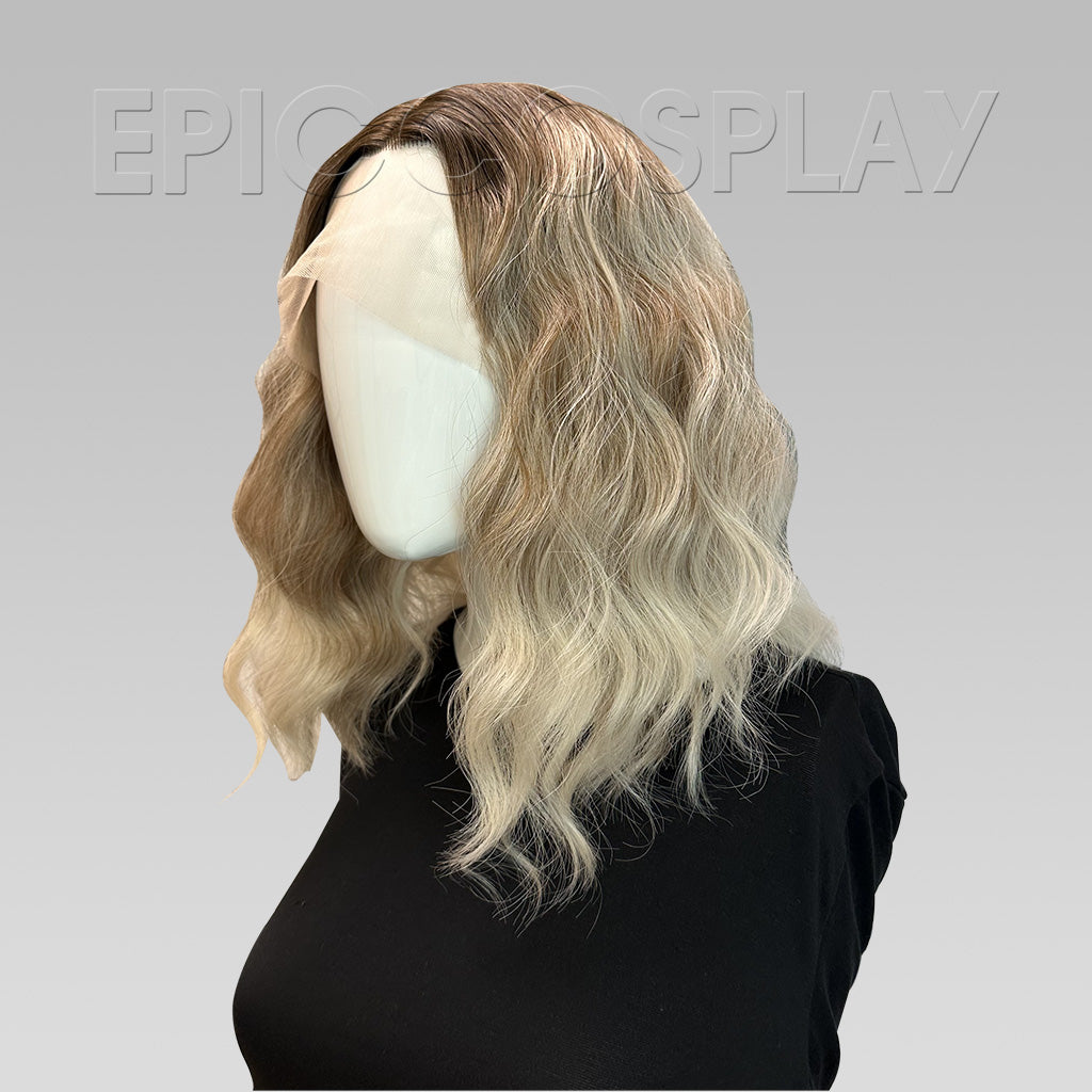 epiccosplaywigs-signature-lace-front-per-cke-blond-lockig image 2