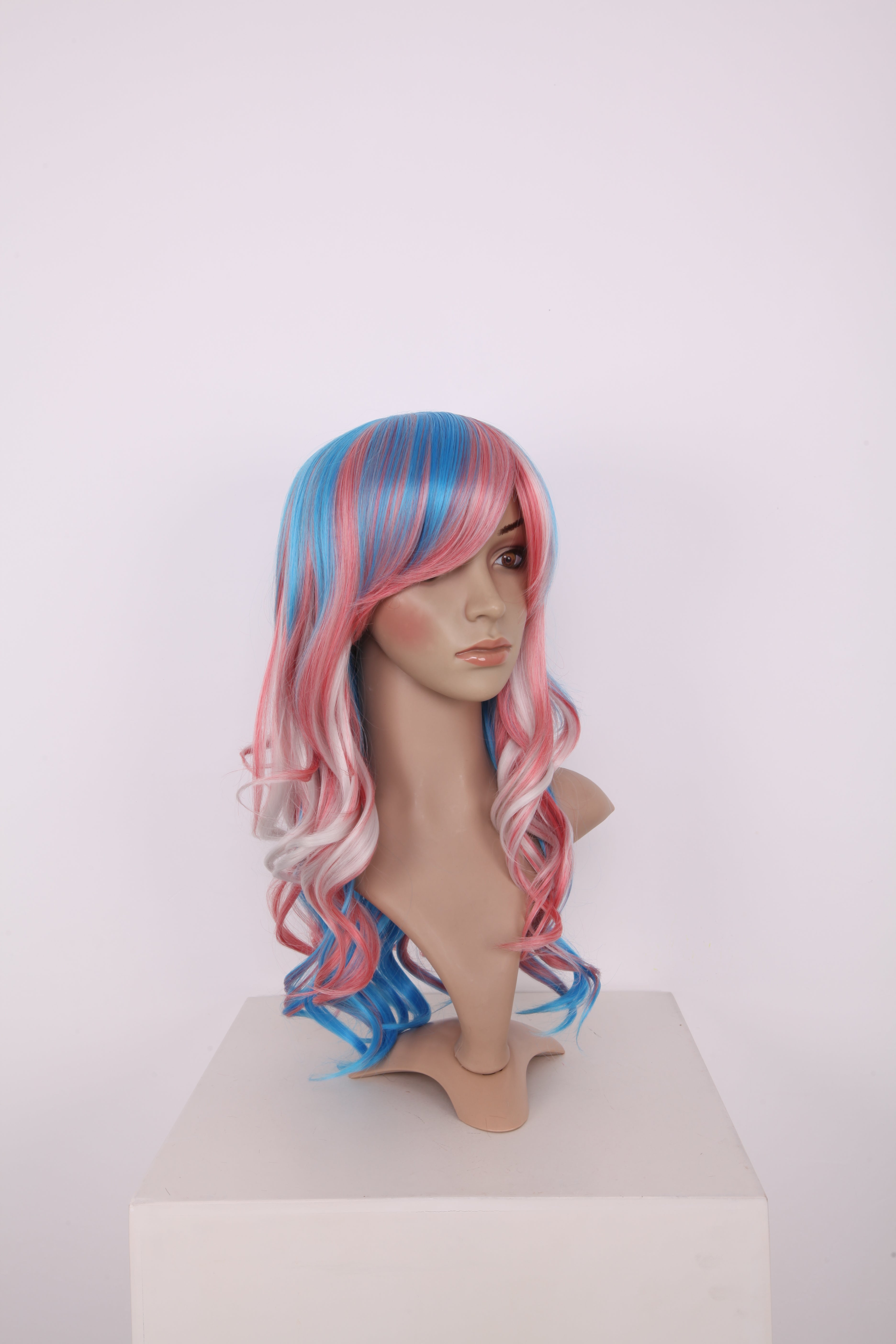 arda-wigs-halsted-classic-per-cke-pastel-lockig image 5